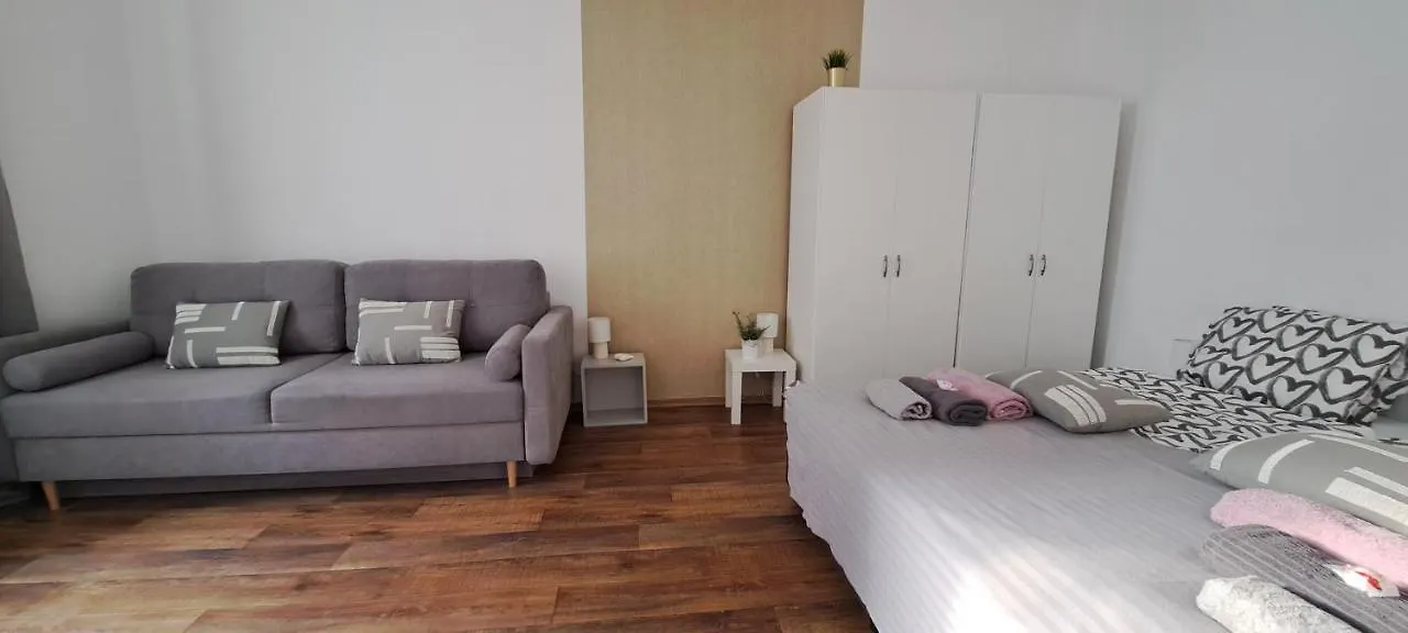 Pina Colada Apartment In The Party District location